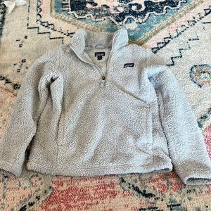 PATAGONIA GREY FUZZY QUARTER ZIP